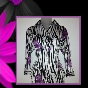 Essentials by Milano. Zebra & Purple Small Blouse